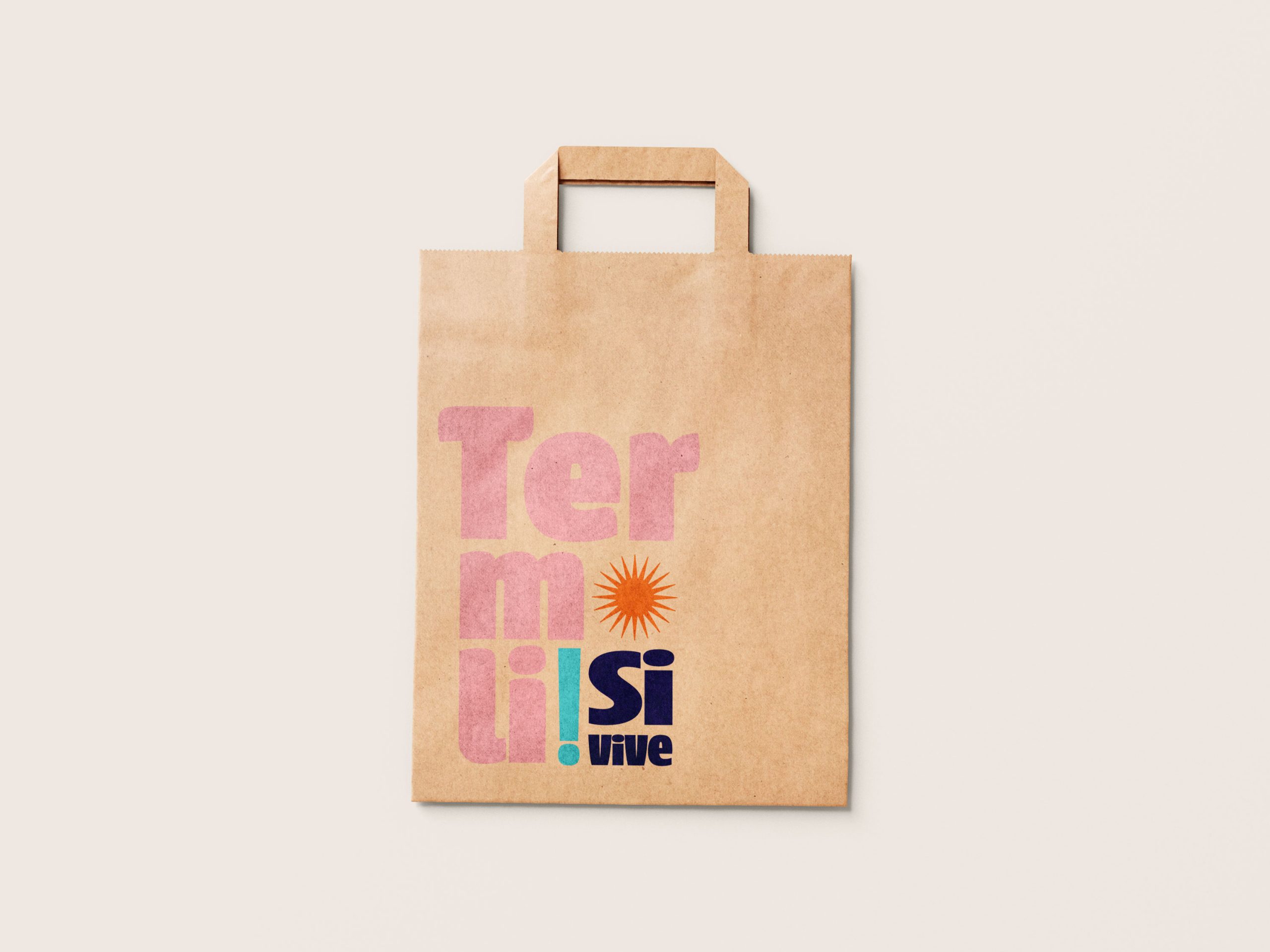 Termoli_Free_Flattened_Paper_Bag_Mockup_1